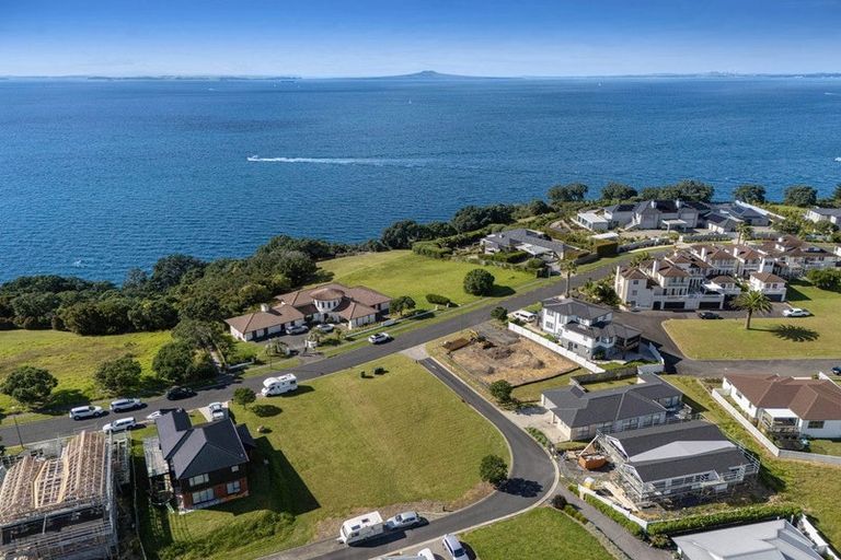 Photo of property in 337 Pinecrest Drive, Gulf Harbour, Whangaparaoa, 0930
