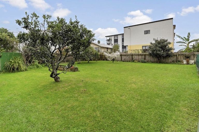 Photo of property in 73 Arawa Street, New Lynn, Auckland, 0600