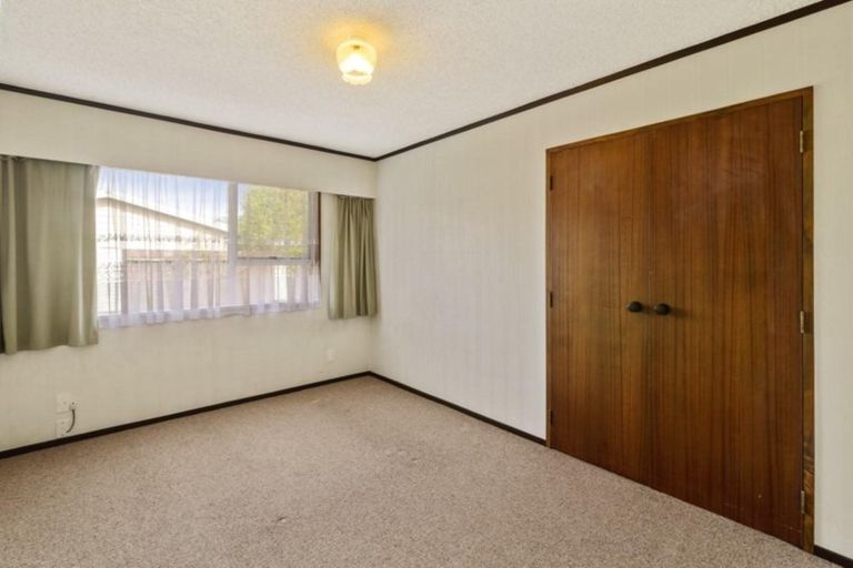 Photo of property in 49 Neri Crescent, Pomare, Rotorua, 3015