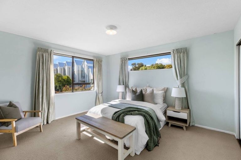 Photo of property in 8a Freyberg Avenue, Riccarton, Christchurch, 8011