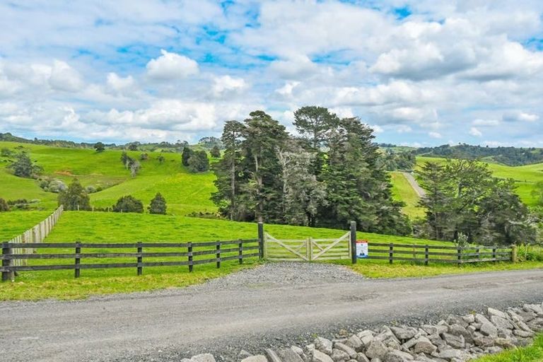 Photo of property in 20 Hereford Lane, Ararimu, Drury, 2579