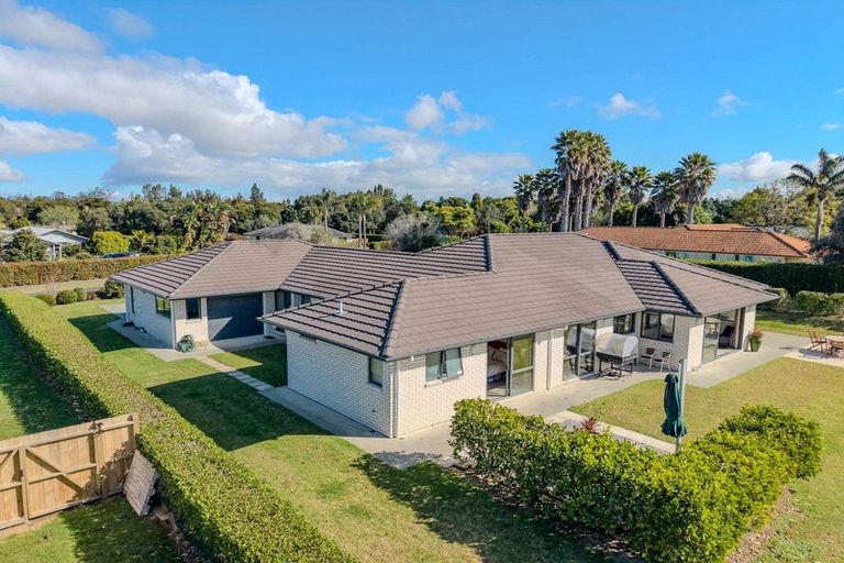 Photo of property in 22 Edkins Road, Kerikeri, 0230