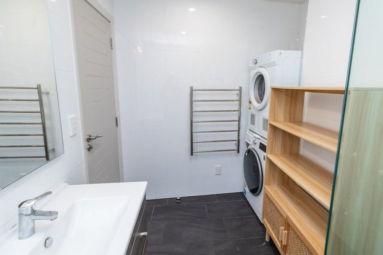 Photo of property in Fountain Court, 16/48 Oriental Parade, Oriental Bay, Wellington, 6011