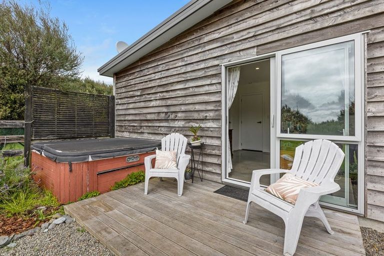 Photo of property in 14 Mahoetahi Road, Sentry Hill, Waitara, 4382