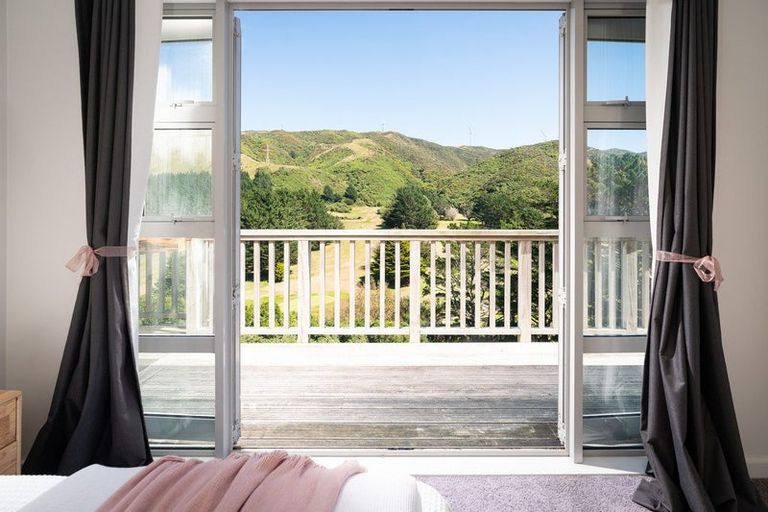 Photo of property in 326 South Makara Road, Makara, Karori, 6972
