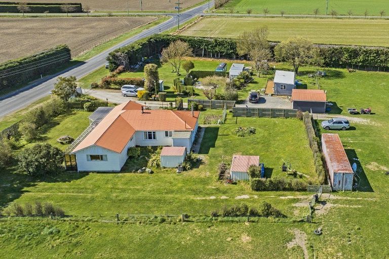 Photo of property in 1887 Bealey Road, Darfield, Christchurch, 7671