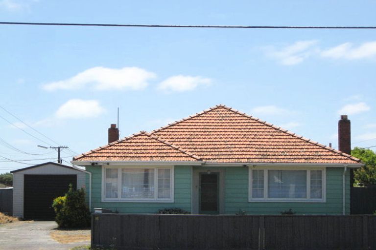 Photo of property in 95 Pages Road, Wainoni, Christchurch, 8061