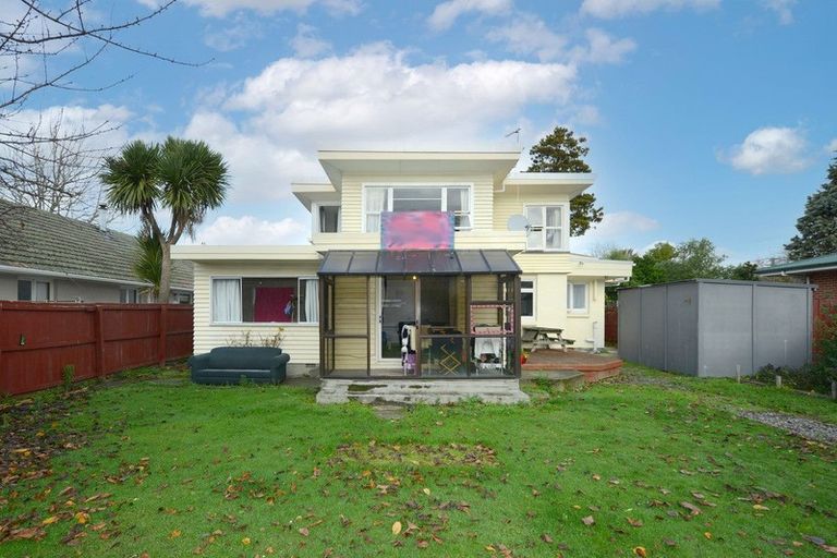 Photo of property in 15 Hanrahan Street, Upper Riccarton, Christchurch, 8041