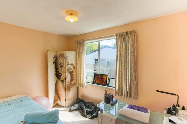 Photo of property in 2/23 Brougham Street, Addington, Christchurch, 8024