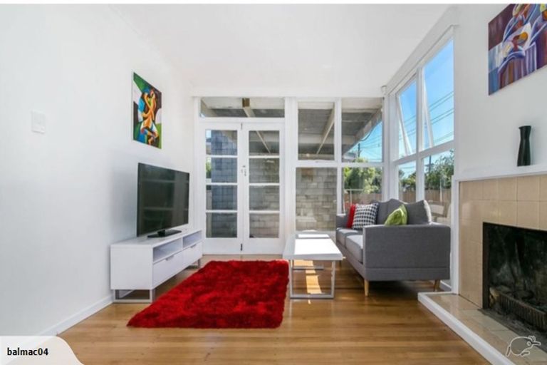 Photo of property in 2/3 Vine Street, Mangere East, Auckland, 2024