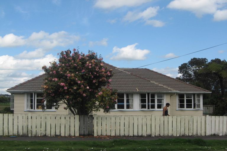 Photo of property in 36 Woodleigh Street, Frankleigh Park, New Plymouth, 4310