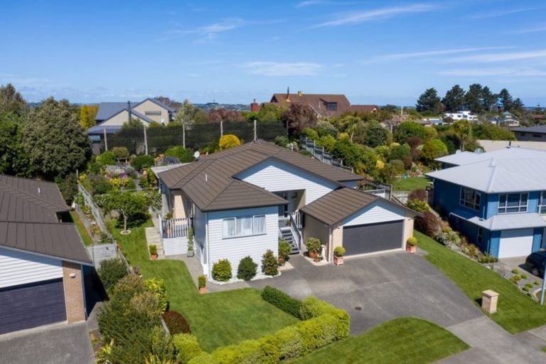 Photo of property in 18 Lithgow Drive, Otamatea, Whanganui, 4500