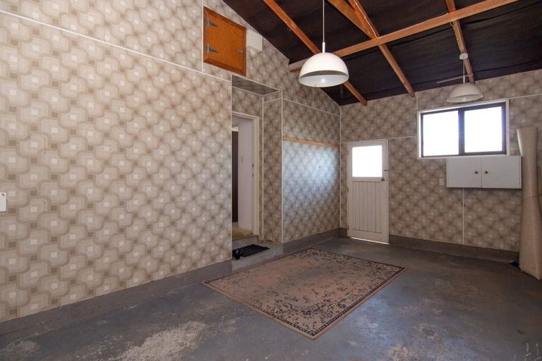 Photo of property in 3a Huata Place, West End, Palmerston North, 4412