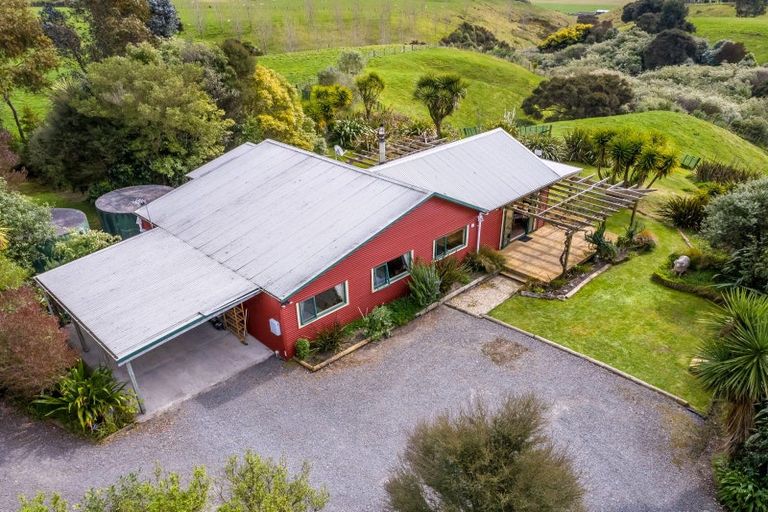 Photo of property in 312e Ahiaruhe Road, Ahiaruhe, Carterton, 5792