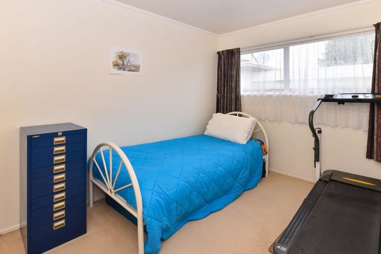 Photo of property in 1/462 Great South Road, Opaheke, Papakura, 2113