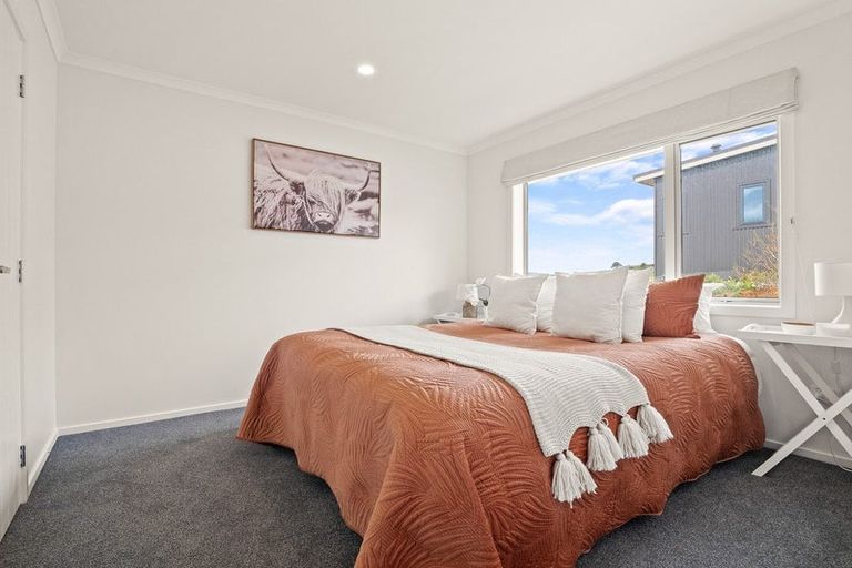 Photo of property in 17 Glendermid Close, Sawyers Bay, Port Chalmers, 9023