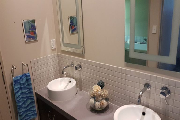 Photo of property in 59f Konini Road, Titirangi, Auckland, 0604