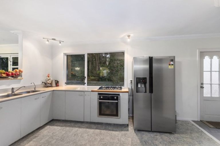 Photo of property in 15 Stanley Street, Wainuiomata, Lower Hutt, 5014