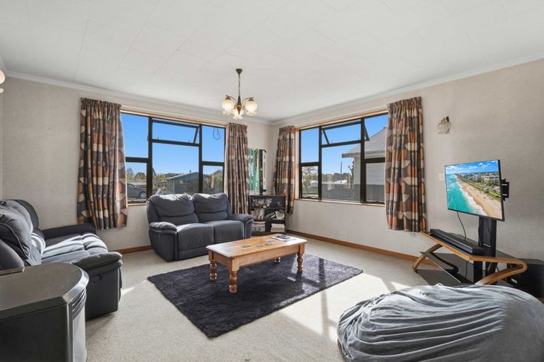 Photo of property in 54 Brydone Street, Edendale, 9825