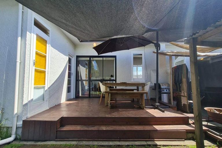 Photo of property in 565 Aberdeen Road, Te Hapara, Gisborne, 4010