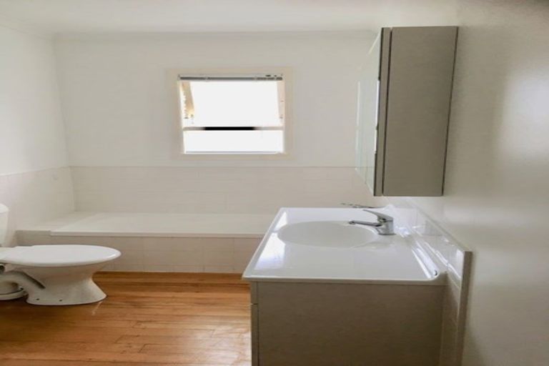 Photo of property in 22 Rosalind Street, Deanwell, Hamilton, 3206