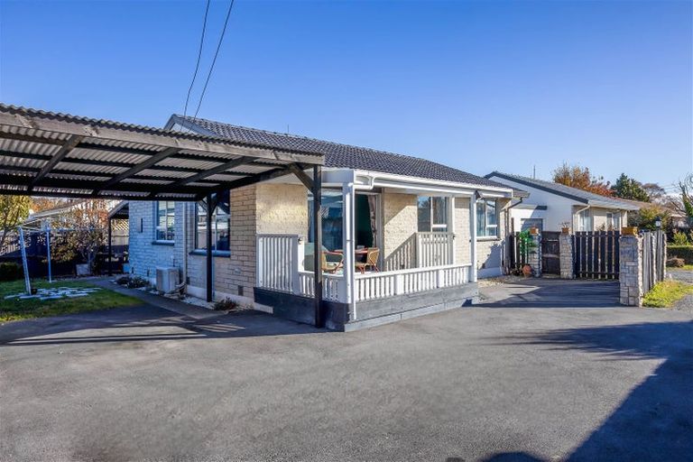 Photo of property in 2/98a Tilford Street, Woolston, Christchurch, 8062