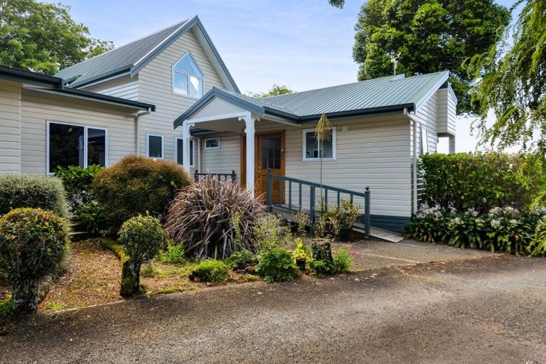 Photo of property in 839 Otaraoa Road, Tikorangi, Waitara, 4383