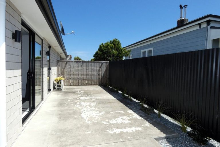 Photo of property in 90 Derby Street, Westport, 7825