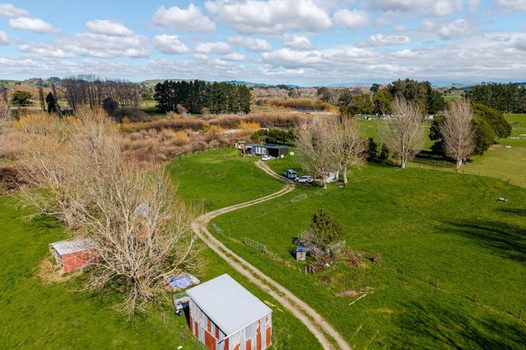 Photo of property in 180 Pukemiku Road, Mangamutu, Pahiatua, 4983