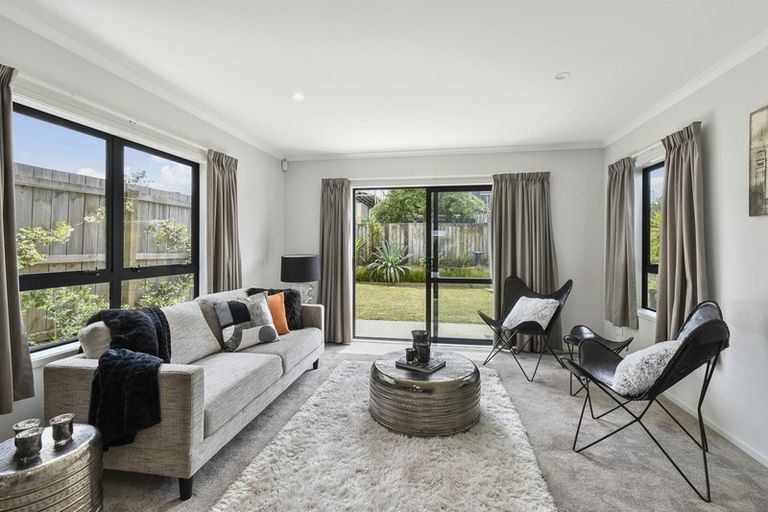 Photo of property in 51 Ipukarea Street, Weymouth, Auckland, 2103