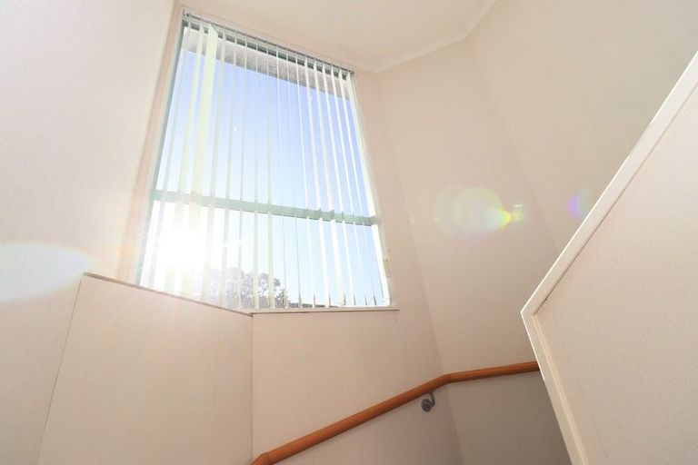 Photo of property in 1/26 The Parade, Bucklands Beach, Auckland, 2012