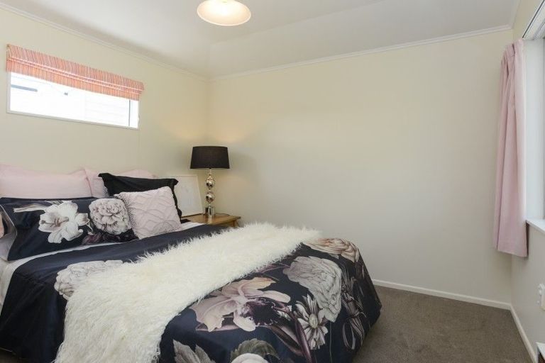 Photo of property in 16 Selwyn Road, Havelock North, 4130