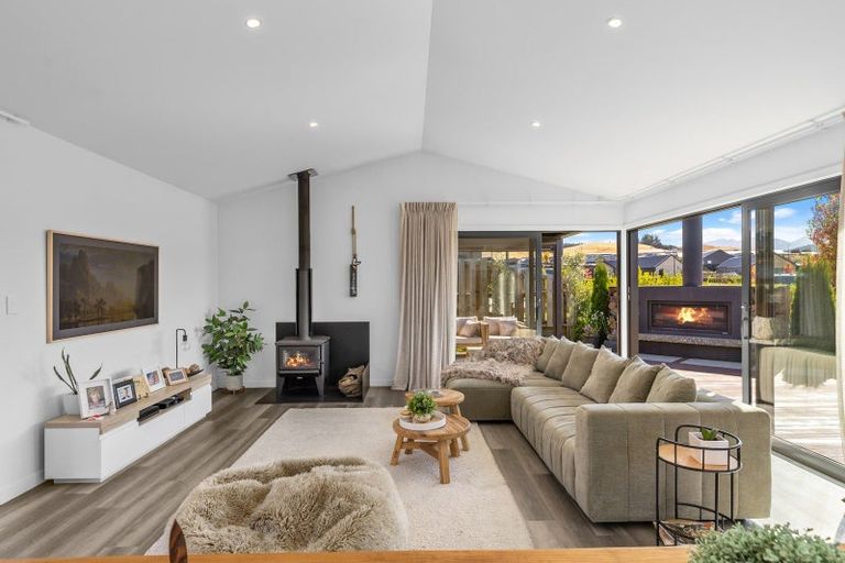 Photo of property in Northlake, 17 Armidale Crescent, Wanaka, 9305