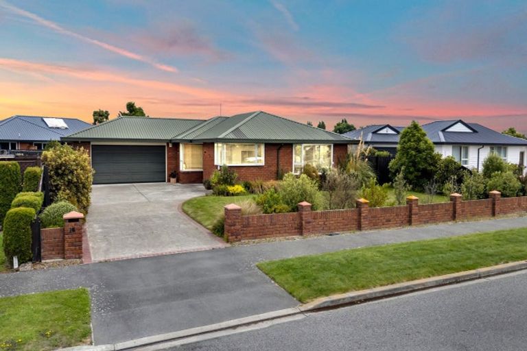 Photo of property in 16 Thistledown Place, Woolston, Christchurch, 8062