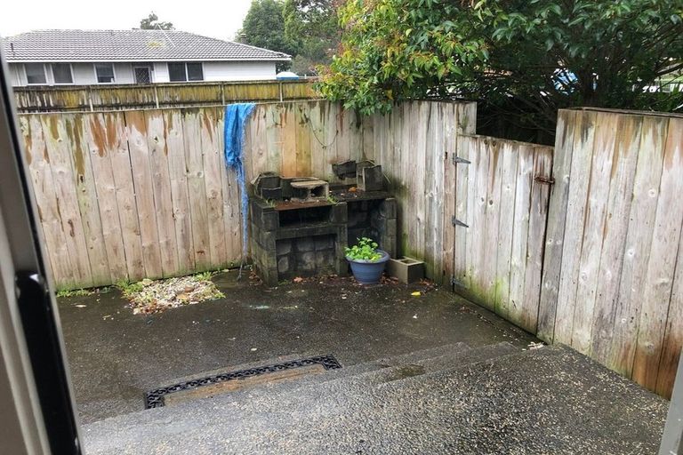 Photo of property in 423 Bucklands Beach Road, Bucklands Beach, Auckland, 2012