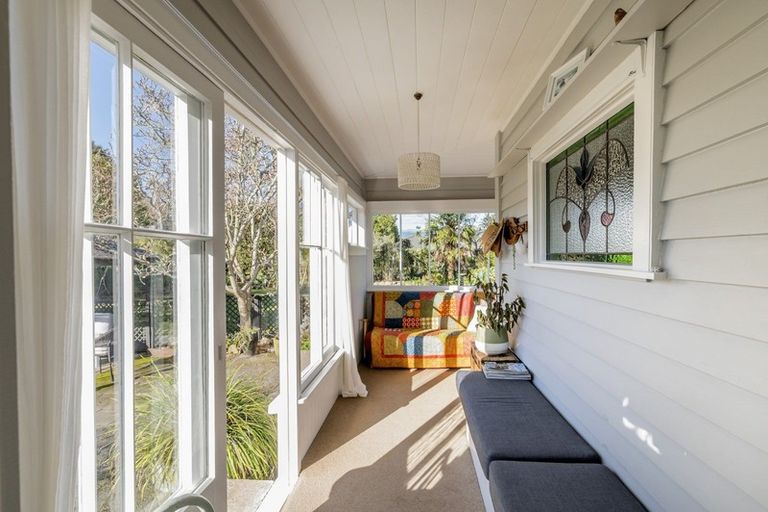 Photo of property in 83 Queenwood Road, Levin, 5510