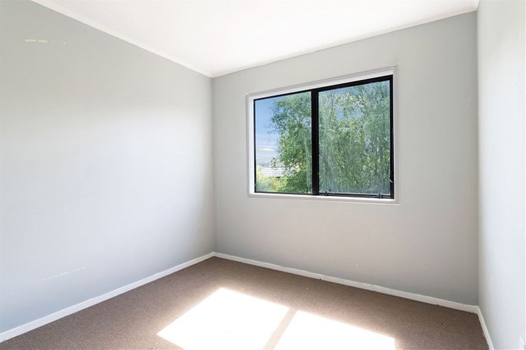 Photo of property in 7 Edwin Freeman Place, Ranui, Auckland, 0612