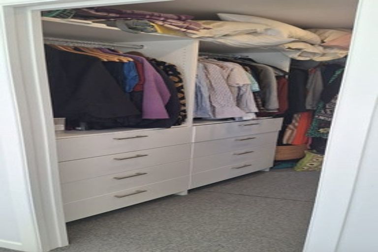 Photo of property in 117 Tiroroa Avenue, Te Atatu South, Auckland, 0610