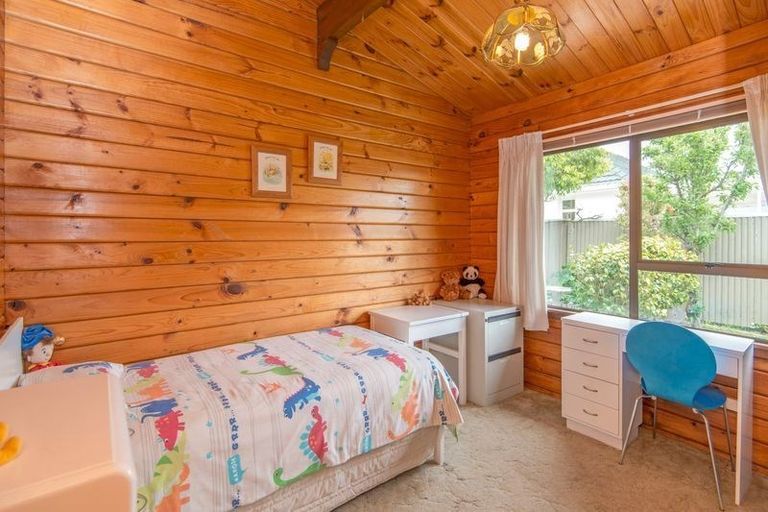 Photo of property in 151 Prestons Road, Redwood, Christchurch, 8051