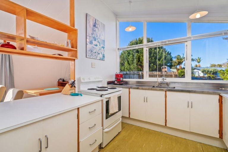 Photo of property in 33a Sarah Avenue, Whitianga, 3510