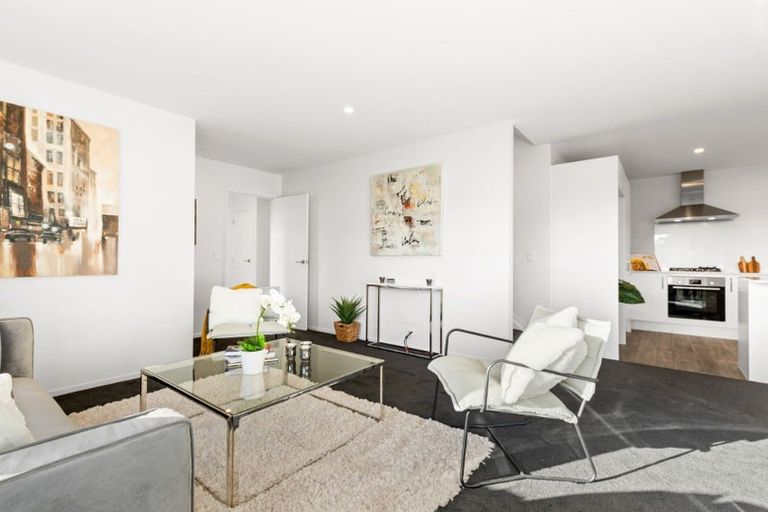 Photo of property in 40 Leo Street, Glen Eden, Auckland, 0602