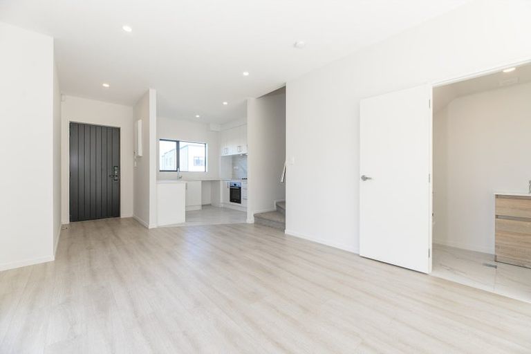 Photo of property in 7 Heketara Place, Papakura, 2110