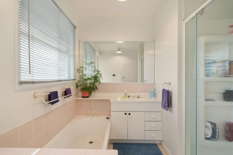 Photo of property in 6 Smiths Road, Matua, Tauranga, 3110