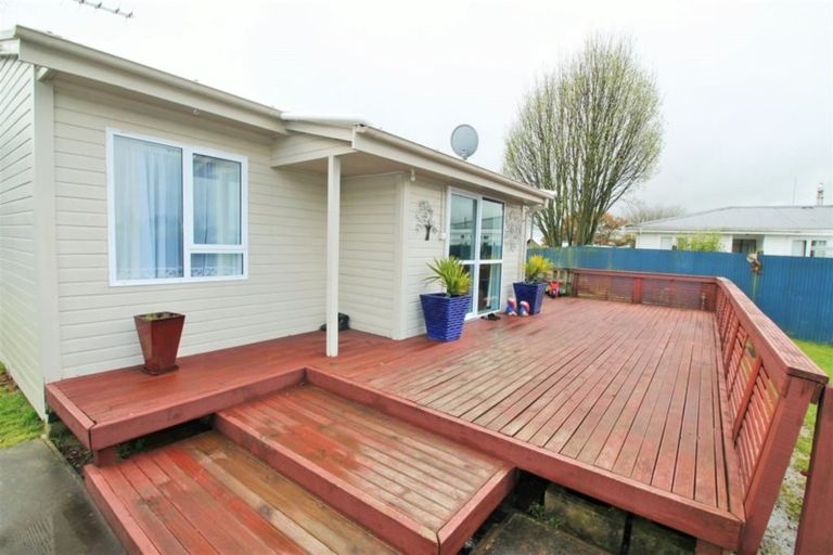 Photo of property in 17 Carrington Crescent, Tokoroa, 3420