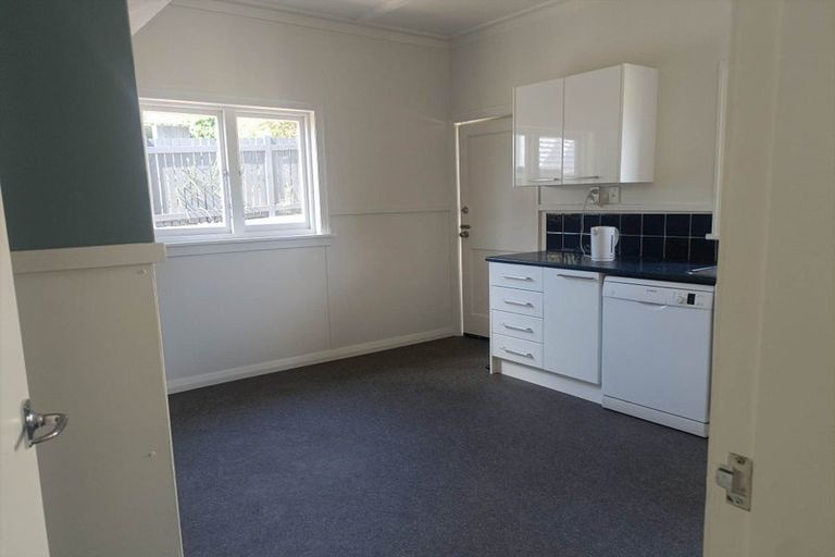 Photo of property in 9 Liffey Street, Island Bay, Wellington, 6023