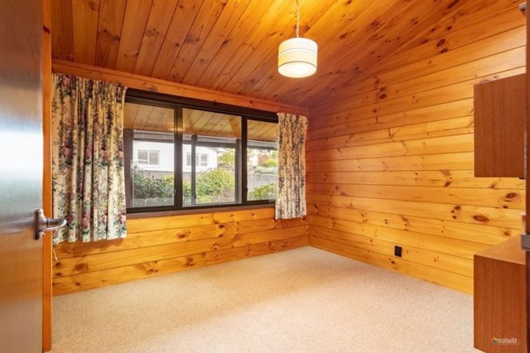 Photo of property in 81 Field Street, Silverstream, Upper Hutt, 5019