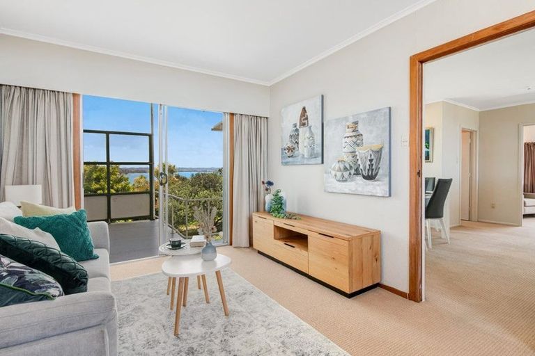 Photo of property in 60 Ardern Avenue, Stanmore Bay, Whangaparaoa, 0932