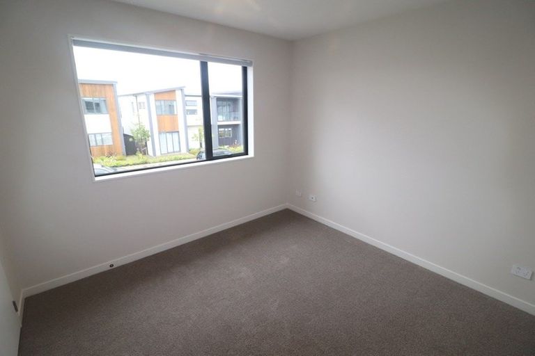 Photo of property in 8b Dorricott Avenue, Hobsonville, Auckland, 0616