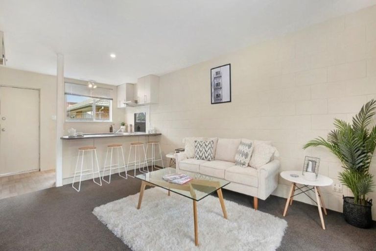 Photo of property in 2/36a Harman Street, Addington, Christchurch, 8024