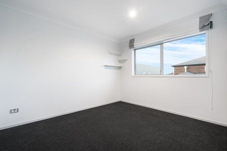 Photo of property in 18 Milano Boulevard, Karaka, Papakura, 2113